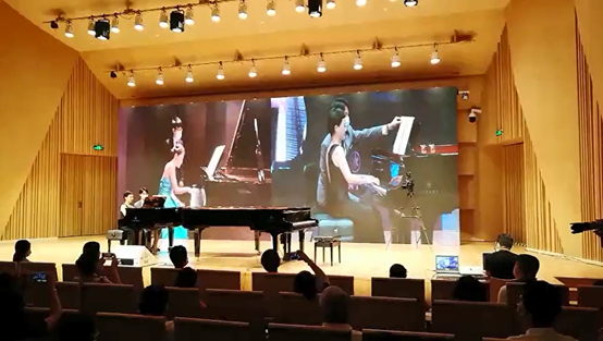 活动报道 | “科技助力，跨越时空”，小鹿纯子携手刘明康共享中日音乐盛宴
